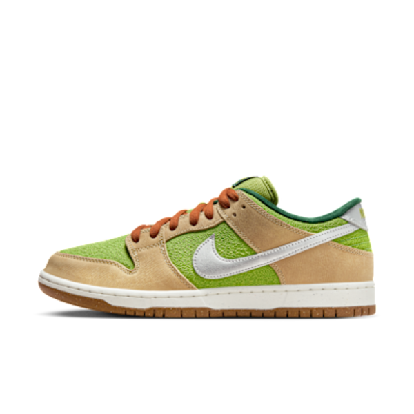 Nike SB Dunk Low Pro