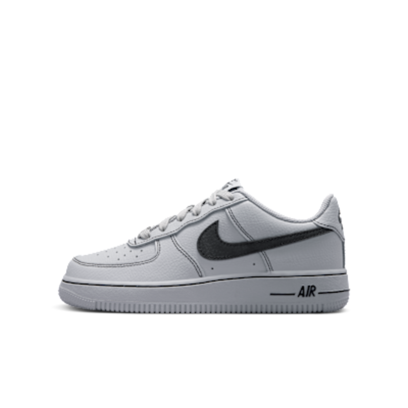 Nike Air Force 1 LV8