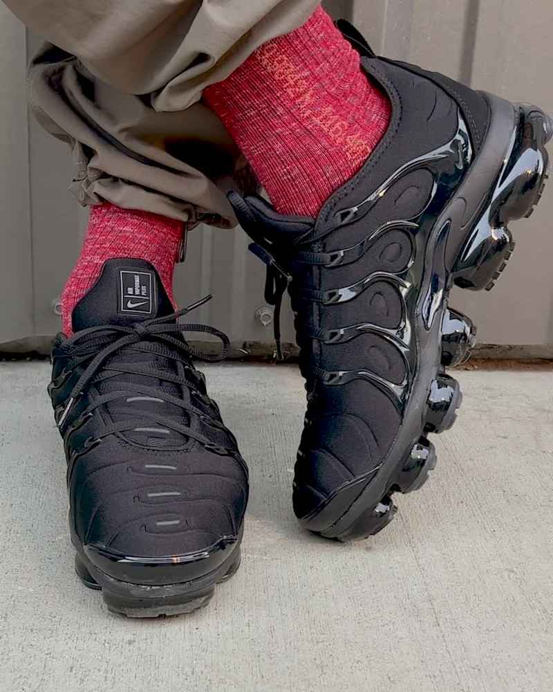 Nike Air VaporMax Plus - Imagen 2