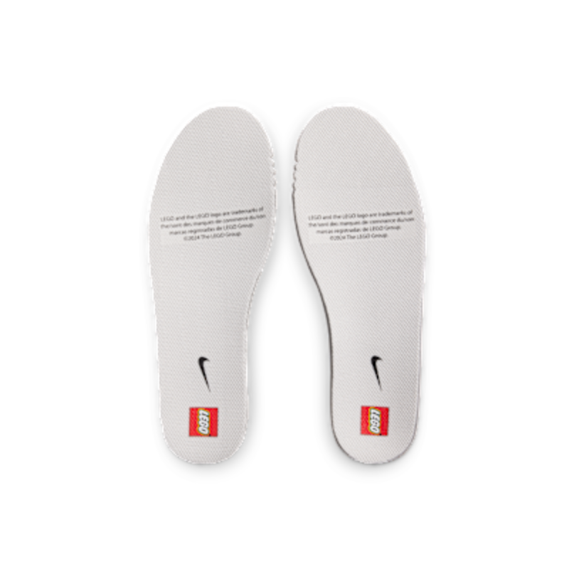 Nike Dunk Low x LEGO® Collection - Imagen 9