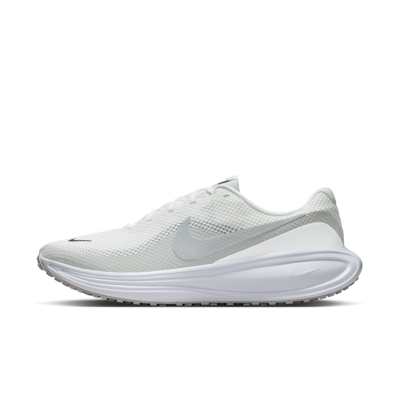 Nike Revolution 8