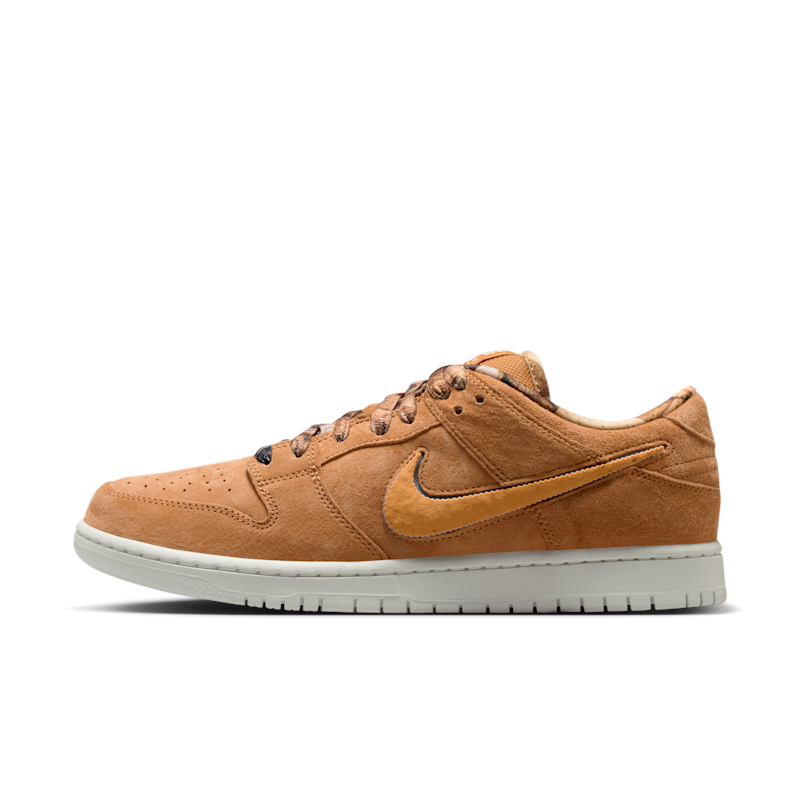Nike SB Dunk Low Pro
