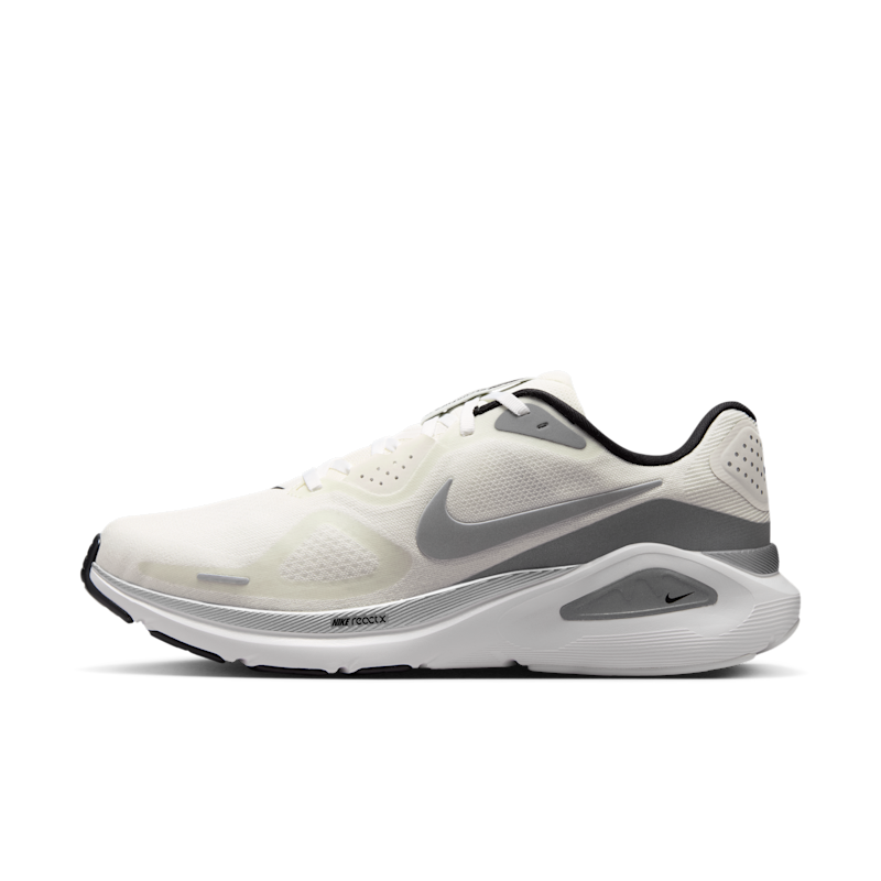Nike Structure 26