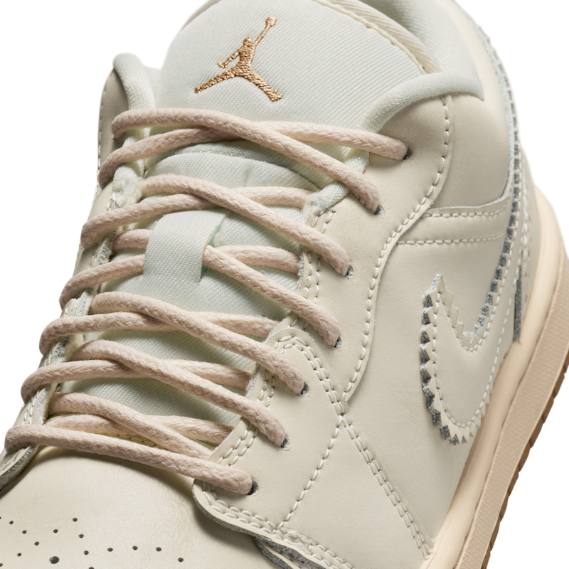 Air Jordan 1 Low SE - Imagen 7