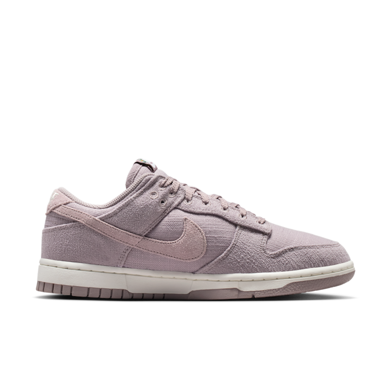Nike Dunk Low "Flowers" - Imagen 3