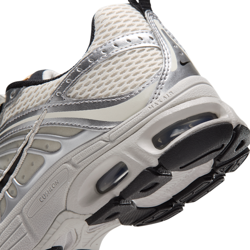 Nike Air Max Moto 2K - Imagen 9