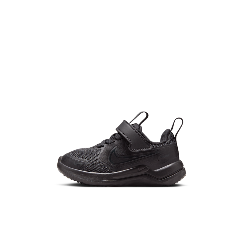 Nike Cosmic Runner