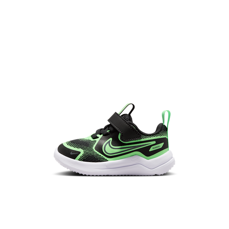 Nike Cosmic Runner