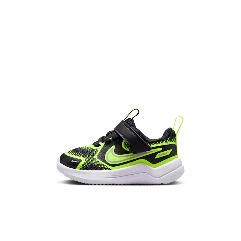 Nike Cosmic Runner