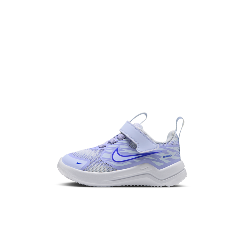 Nike Cosmic Runner
