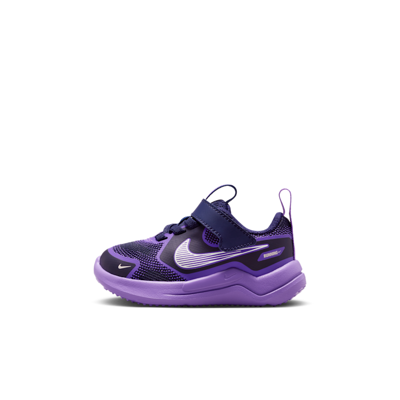 Nike Cosmic Runner