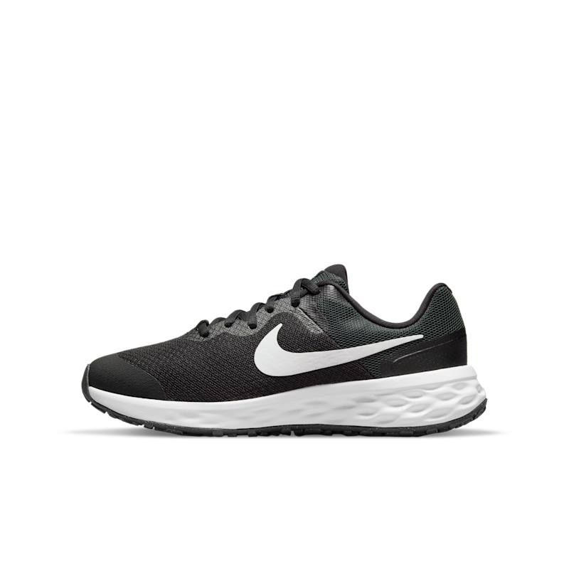 Nike Revolution 6