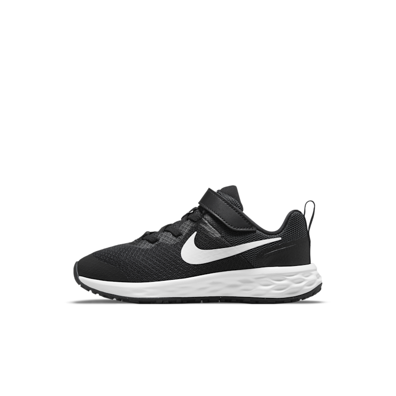 Nike Revolution 6