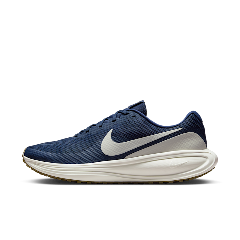 Nike Revolution 8