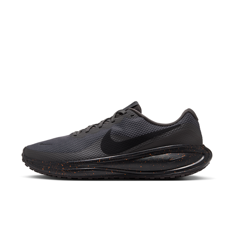 Nike Revolution 8