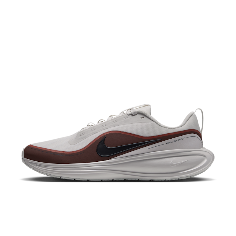 Nike Revolution 8 Utility